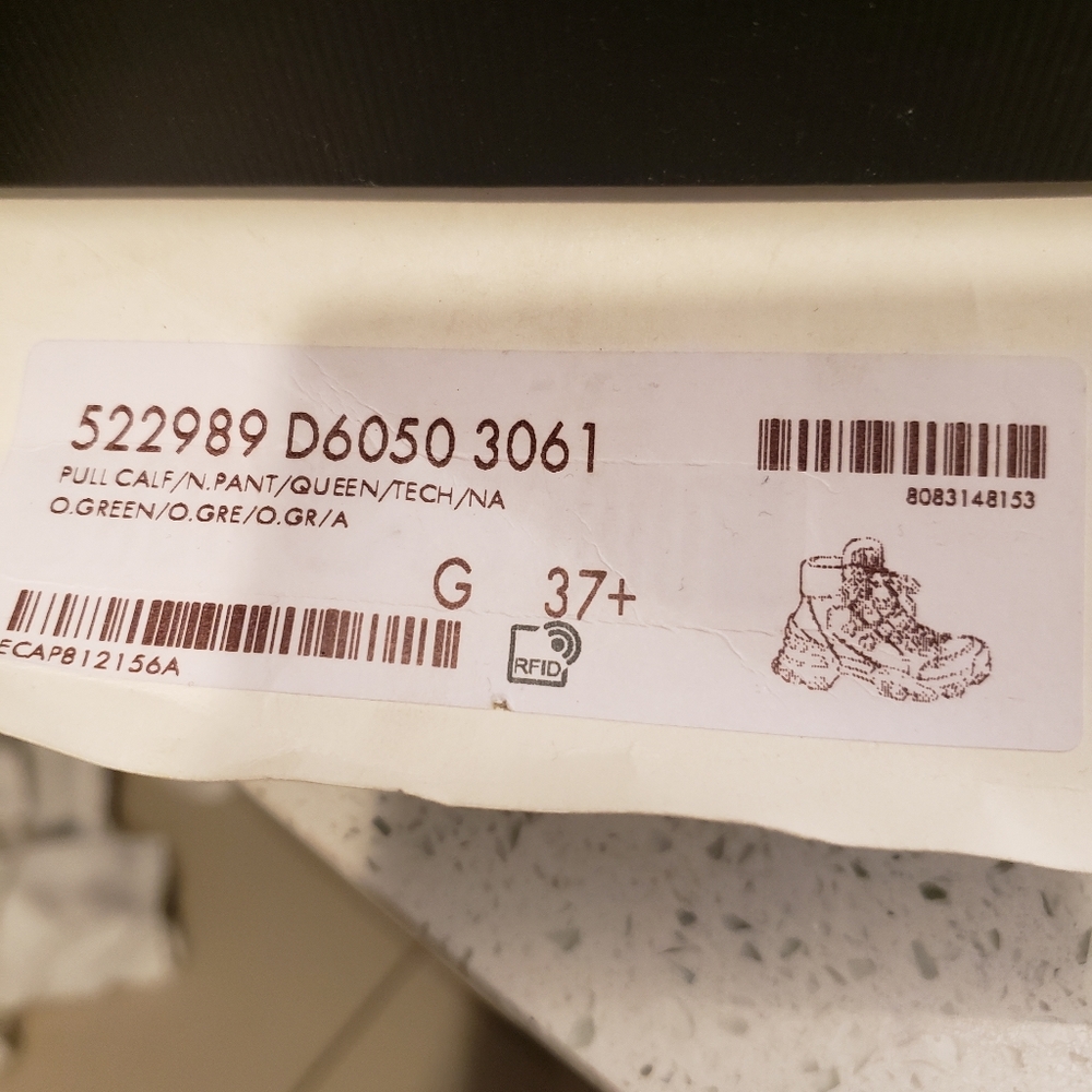 Authentic Gucci boots - Picture 9 of 9